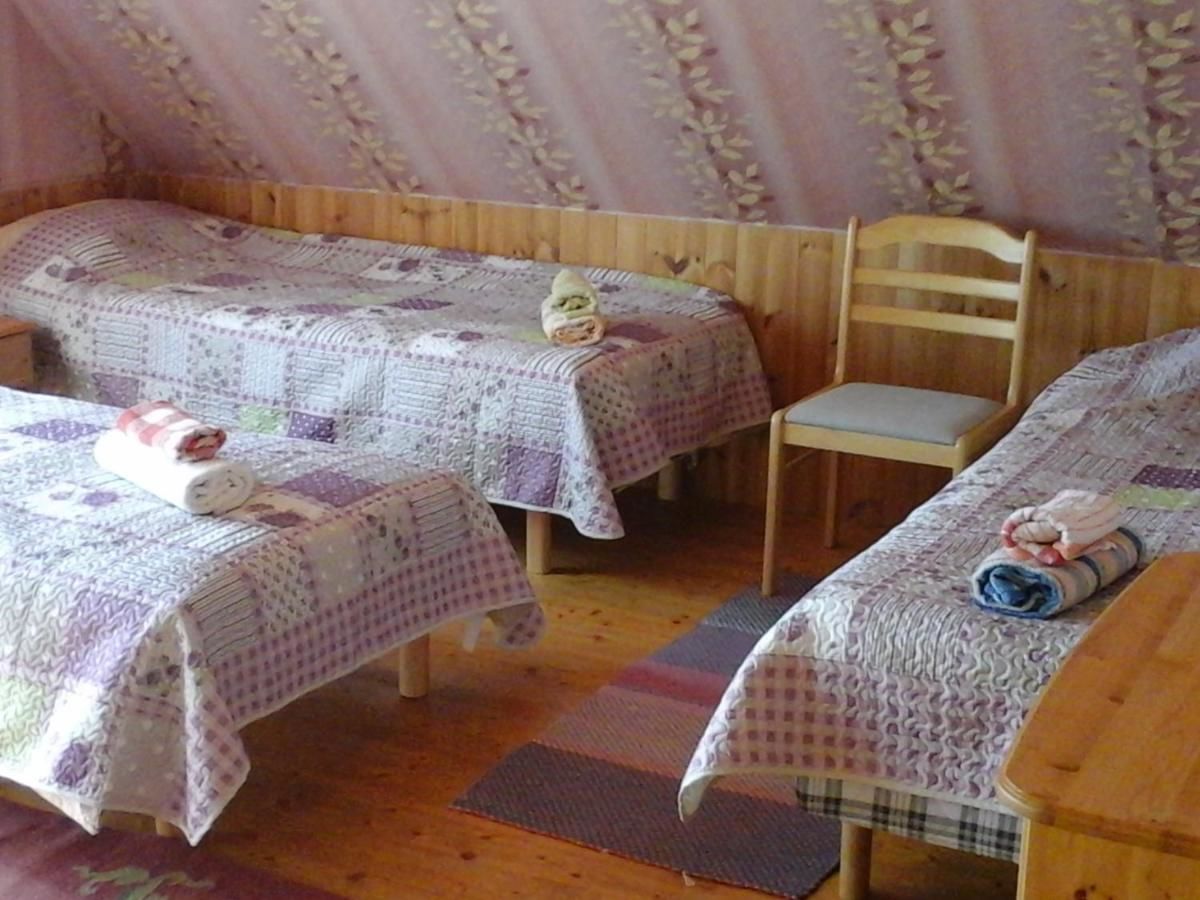 Дома для отпуска Tõnise Holiday Houses Lilbi